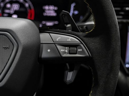 Used 2024 Lamborghini Urus Performante image 14