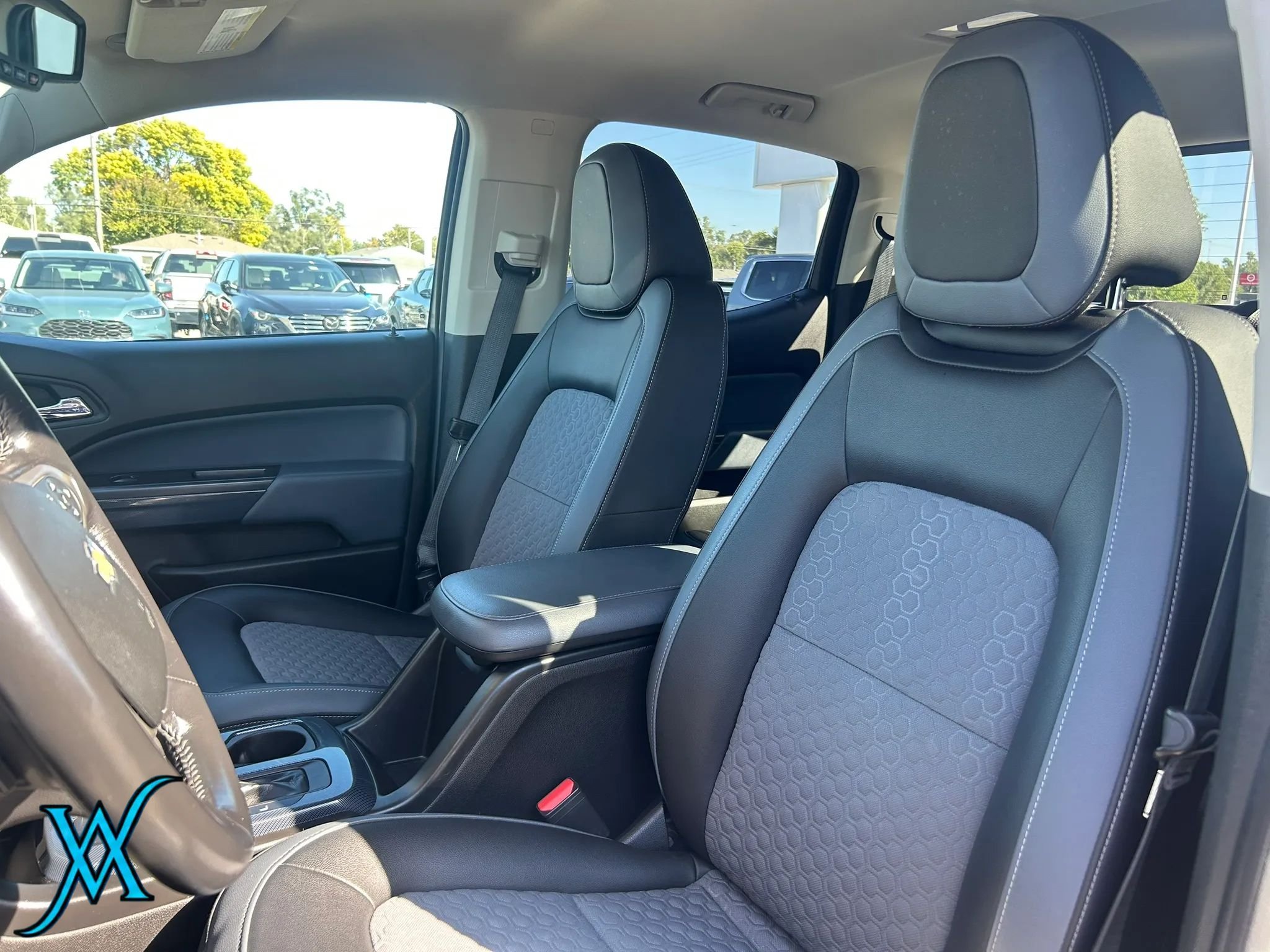 Used 2018 Chevrolet Colorado Z71 AWD/4WD image 13