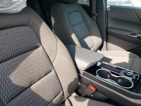 New 2026 Chevrolet Equinox LT image 31