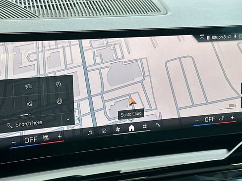 Used 2025 BMW i5 eDrive40i w/ Premium Package image 23