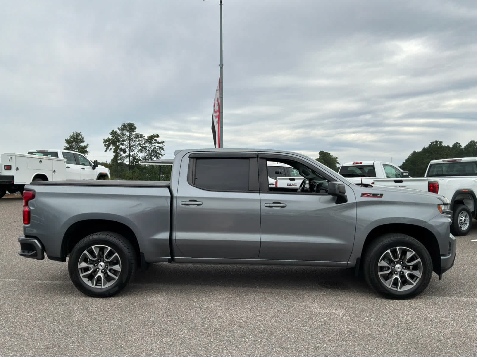 Used 2020 Chevrolet Silverado 1500 RST AWD/4WD image 4