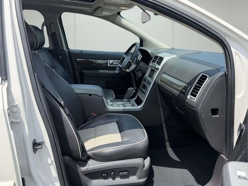 Used 2008 Lincoln MKX AWD image 9