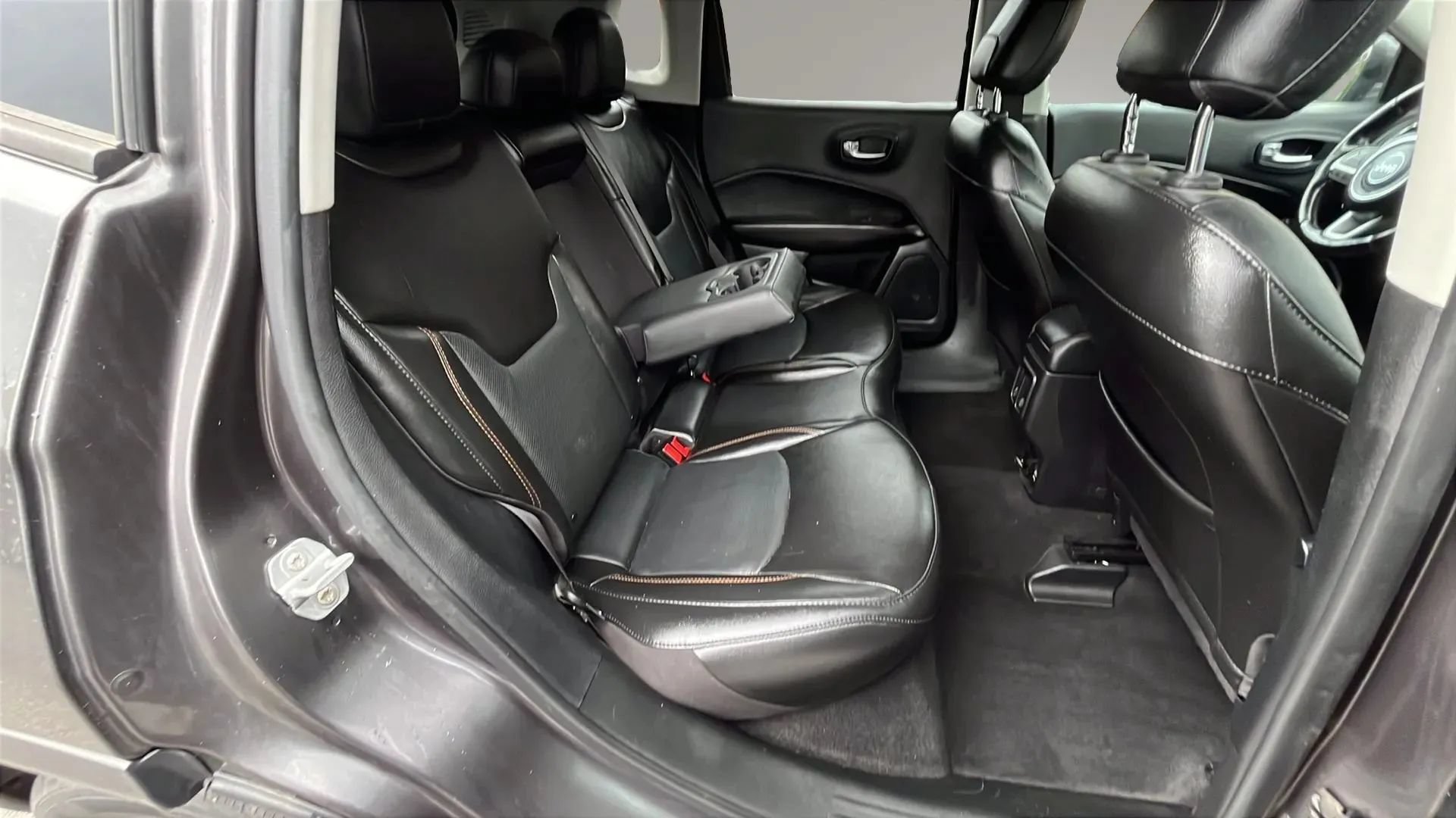 Used 2020 Jeep Compass Limited FWD image 18