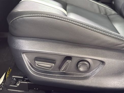 Used 2026 Toyota Camry SE w/ Multimedia Upgrade Package image 14