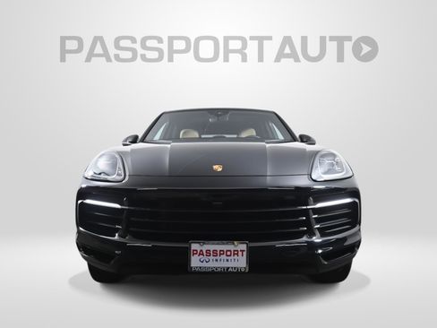 Used 2023 Porsche Cayenne image 2