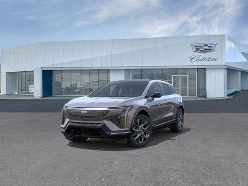 New 2026 Cadillac Optiq Luxury 1 image 8