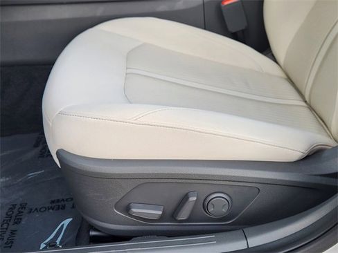 Certified 2025 Hyundai Sonata SEL image 18