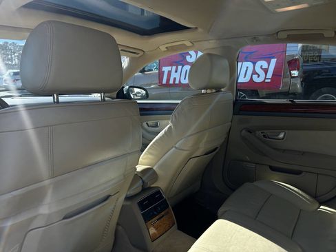 Used 2005 Audi A8 4.2 image 6