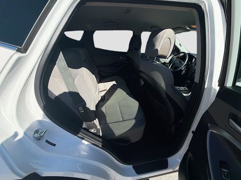 Used 2017 Hyundai Santa Fe Sport image 28