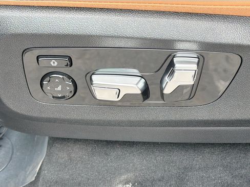 New 2026 BMW X5 M60i AWD/4WD image 24