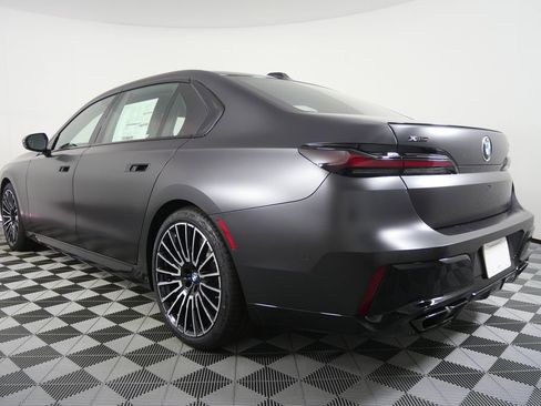 New 2026 BMW 760i xDrive w/ Executive Package AWD/4WD image 5