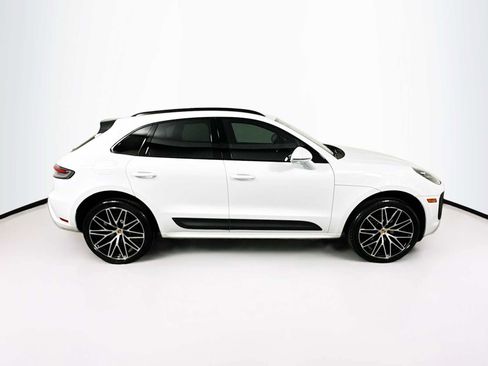 New 2026 Porsche Macan image 8