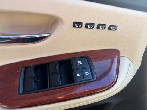 Used 2010 Lexus HS 250h Premium image 18