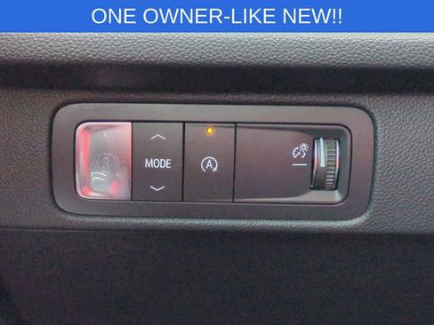 Used 2025 Chevrolet Traverse High Country image 20