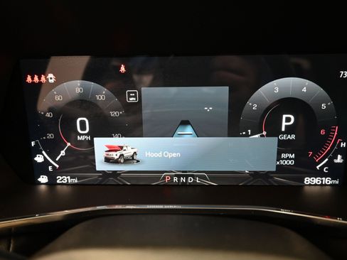 Used 2024 GMC Canyon Elevation w/ Convenience Package image 10