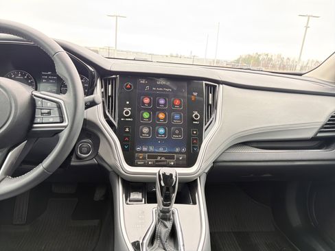 Used 2025 Subaru Outback Premium w/ Popular Package #1A image 30