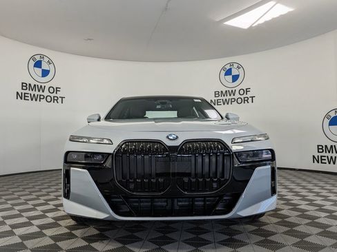New 2026 BMW 760i xDrive w/ Executive Package AWD/4WD image 4