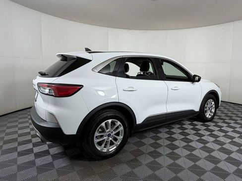 Used 2022 Ford Escape SE w/ Convenience Package image 4