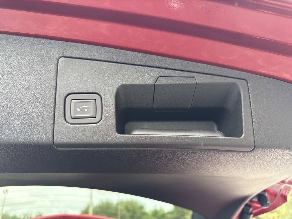 New 2026 Cadillac XT5 Luxury w/ LPO, Floor Liner Package FWD image 13