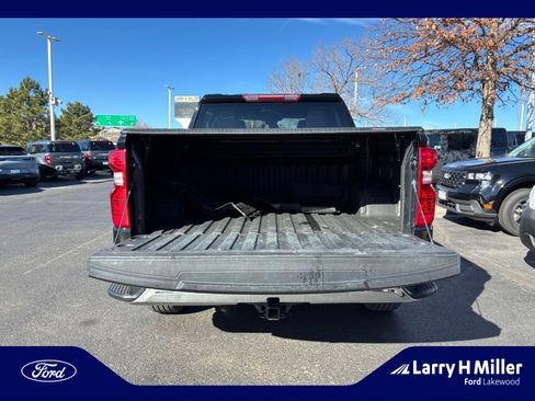 Used 2022 Chevrolet Silverado 1500 LT image 32