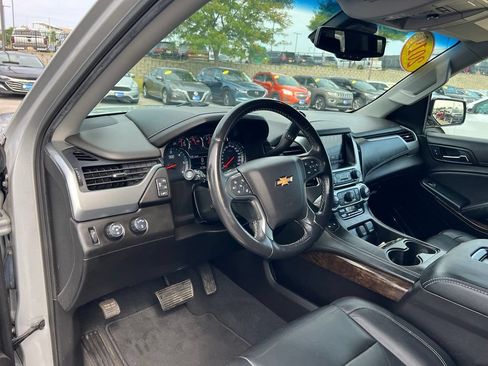 Used 2019 Chevrolet Tahoe LT AWD/4WD image 18