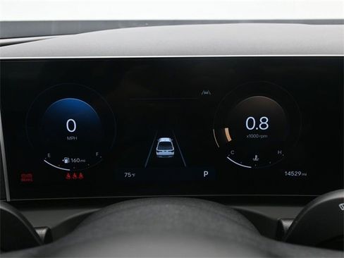 Used 2025 Hyundai Santa Cruz SEL image 9