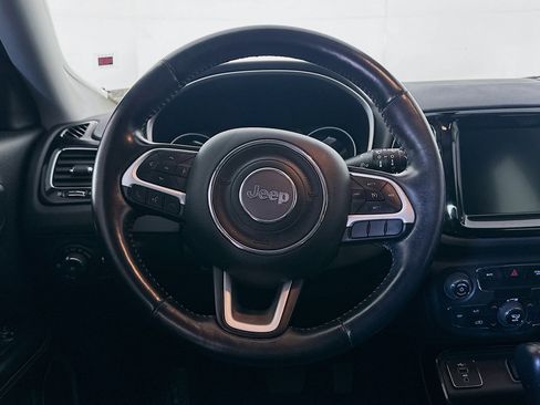 Used 2020 Jeep Compass Limited image 17