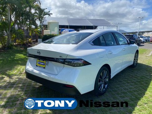 New 2026 Nissan Sentra SL w/ Floor Mat Package FWD image 25