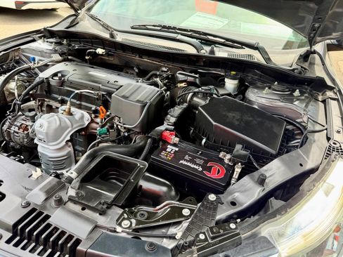 Used 2017 Honda Accord LX image 86