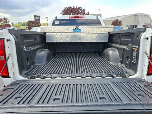 Used 2017 Chevrolet Colorado W/T AWD/4WD image 29