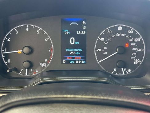 Used 2025 Toyota Corolla LE FWD image 25