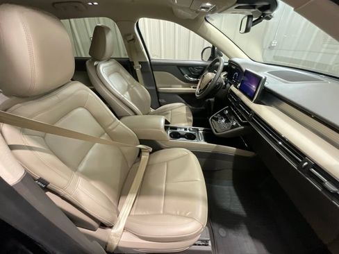 Used 2022 Lincoln Corsair FWD w/ Equipment Group 101A image 13
