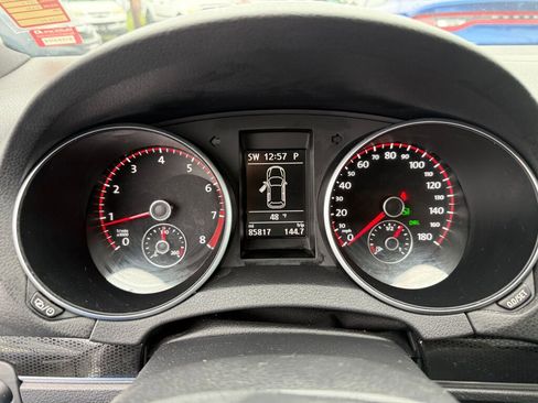 Used 2014 Volkswagen GTI Driver's Edition image 15