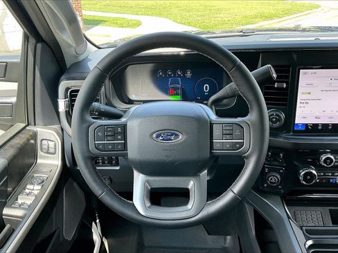 Used 2026 Ford F250 Lariat w/ Tremor Off-Road Package AWD/4WD image 10