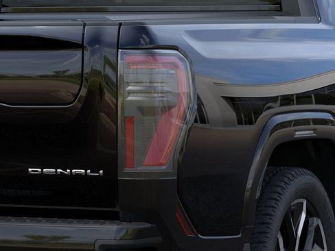 New 2025 GMC Sierra EV Denali AWD/4WD image 41
