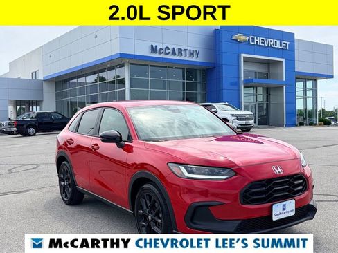 Used 2025 Honda HR-V Sport image 1