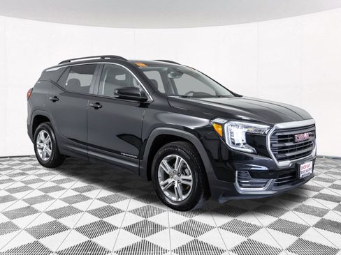 Used 2023 GMC Terrain SLE w/ Driver Convenience Package FWD image 22