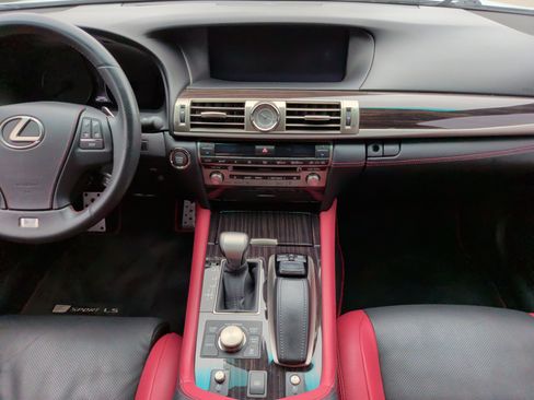 Used 2015 Lexus LS 460 RWD image 32