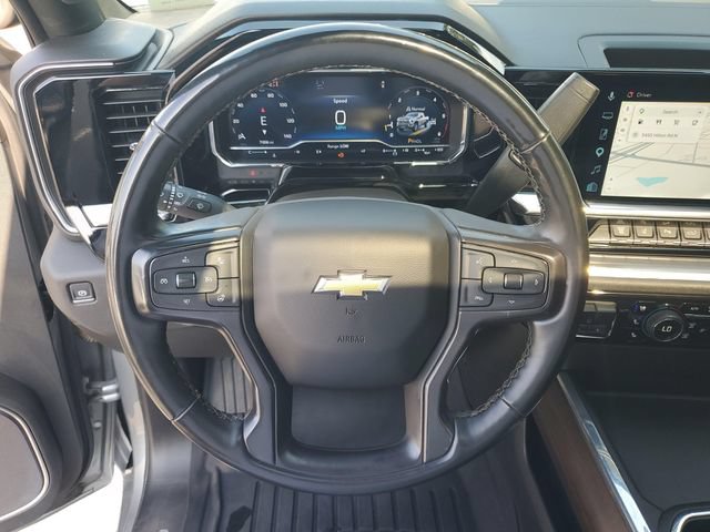Used 2025 Chevrolet Silverado 3500 High Country w/ High Country Premium Package AWD/4WD image 12