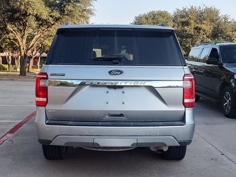 Used 2020 Ford Expedition XLT w/ Equipment Group 202A RWD image 4