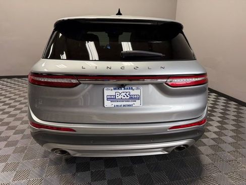 Used 2023 Lincoln Corsair AWD w/ Equipment Group 101A image 10