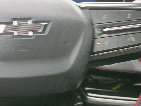 Used 2025 Chevrolet Equinox RS w/ Safety and Technology Package image 19