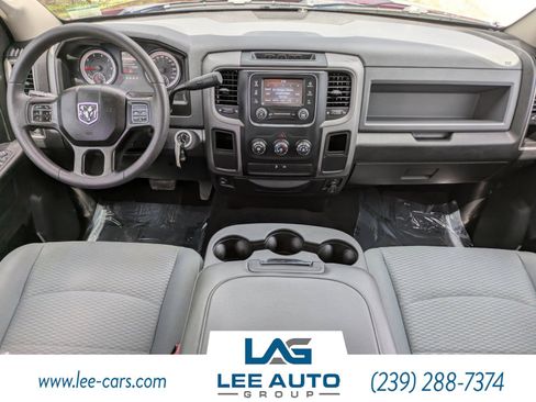 Used 2018 RAM 2500 Tradesman w/ Chrome Appearance Group RWD image 12