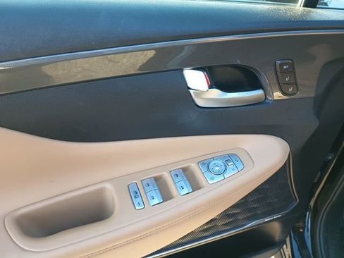 Used 2023 Hyundai Santa Fe Calligraphy image 10