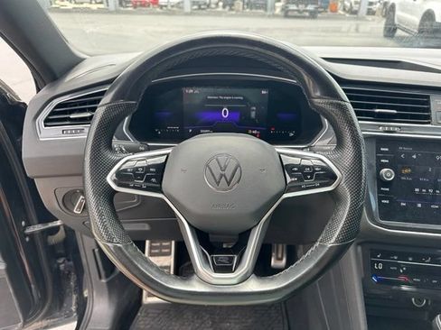 Used 2023 Volkswagen Tiguan SE R-Line AWD/4WD image 20