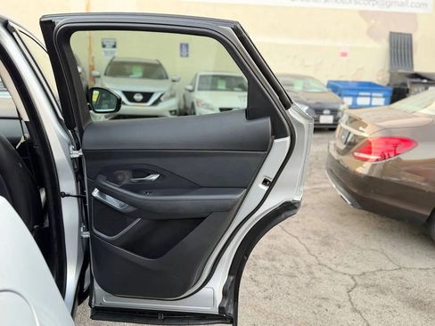 Used 2018 Jaguar E-PACE S image 29