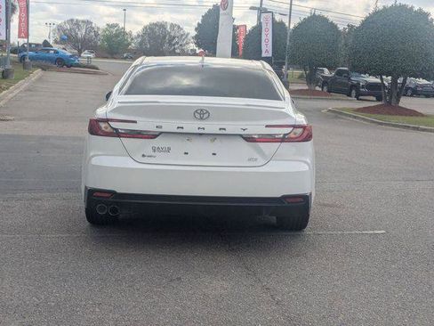 Certified 2025 Toyota Camry SE w/ Multimedia Upgrade Package FWD image 4