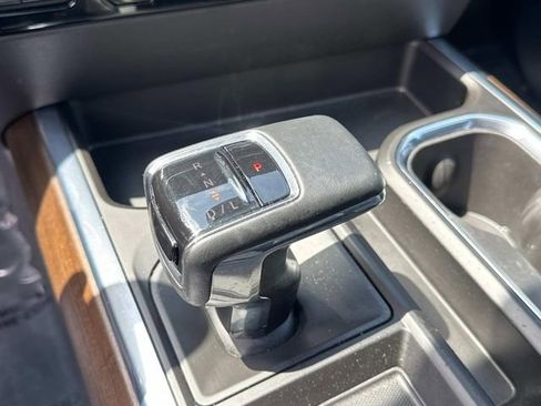 Used 2024 Chevrolet Silverado 1500 High Country w/ Technology Package image 31