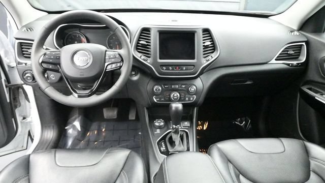 Used 2023 Jeep Cherokee Altitude Lux AWD/4WD image 9
