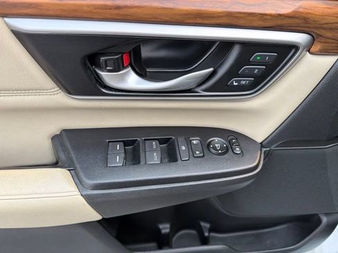 Used 2021 Honda CR-V EX-L image 19